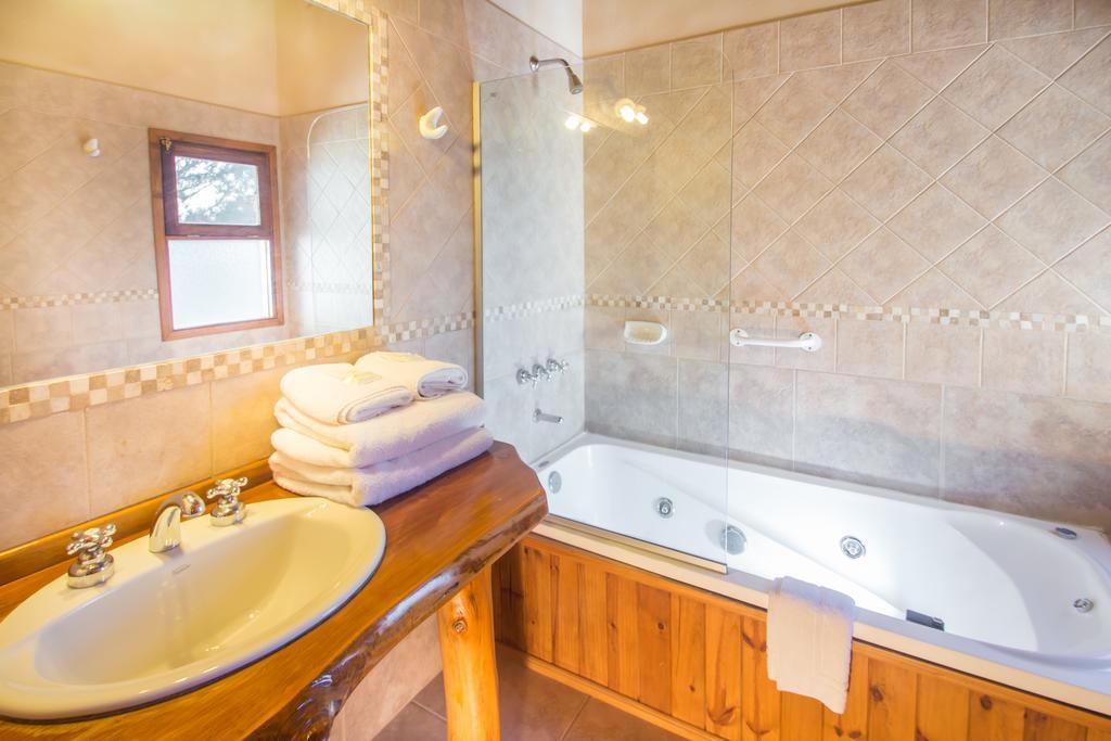 Chalet Suisse Posada & Spa - Adults Only บียา เฮเนรัล เบลกราโน ห้อง รูปภาพ